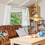 Holiday home Alrun - 150m From The Sea By Interhome