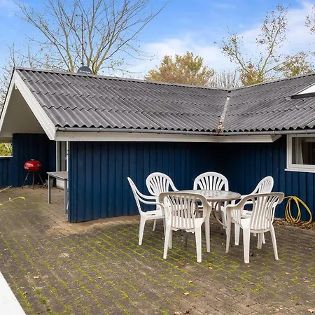 Alrun - 150m From The Sea By Interhome